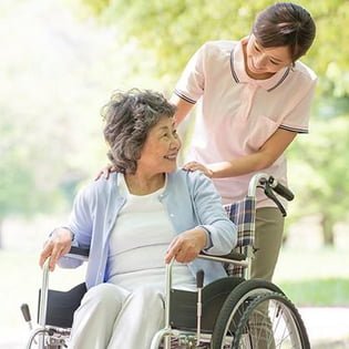 có nên sang Nhật làm điều dưỡng