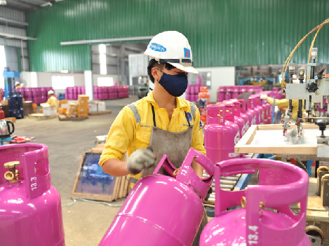 Đơn hàng gia công tiện đi Nhật Bản