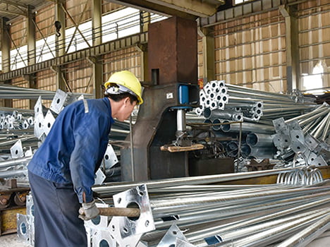 TUYỂN 03 NAM CHẾ TẠO KIM LOẠI TẤM