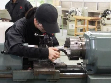 TUYỂN 06 NỮ GIA CÔNG CƠ KHÍ TIỆN