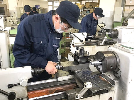 TUYỂN 12 NAM GIA CÔNG CƠ KHÍ