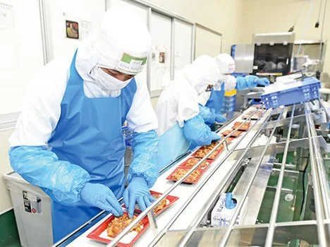 TUYỂN 30 NAM CHẾ BIẾN ĐỒ ĂN SẴN