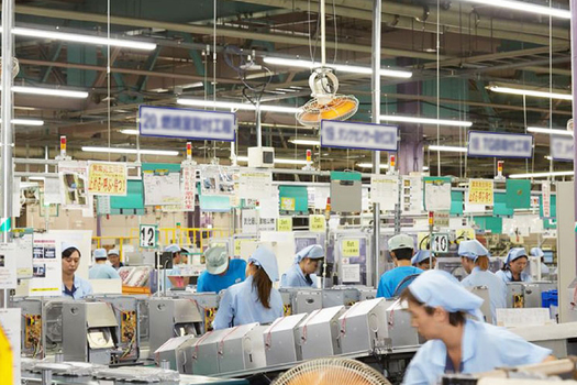 Đơn ép kim loại đi Nhật
