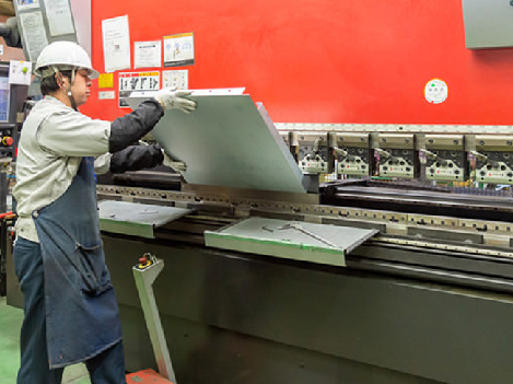 Chế tạo kim loại tấm ở Nhật Bản