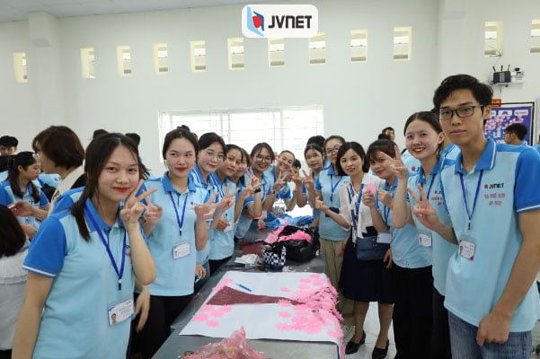 Lễ hội hoa anh đào JVNET 0