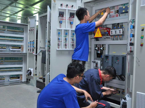 TUYỂN 3 NAM LẮP RÁP THIẾT BỊ VÀ CÁC MÁY ĐIỆN