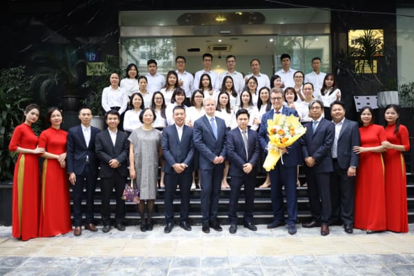 Hình ảnh JVNET và Hiệp hội ô tô Berlin Brandenburg